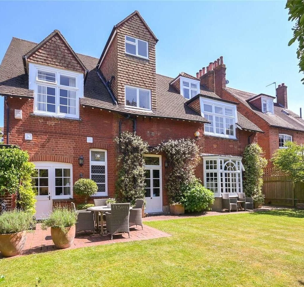 heritage roofing in bedford park